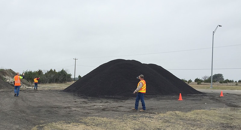 TxDOT maintenance teams training on iPhone using measurement best practices.