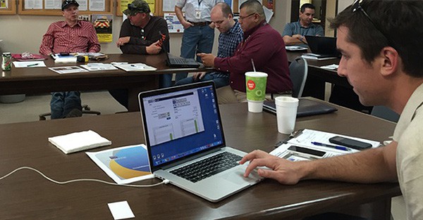 A Stockpile Reports training session at the TxDOT.
